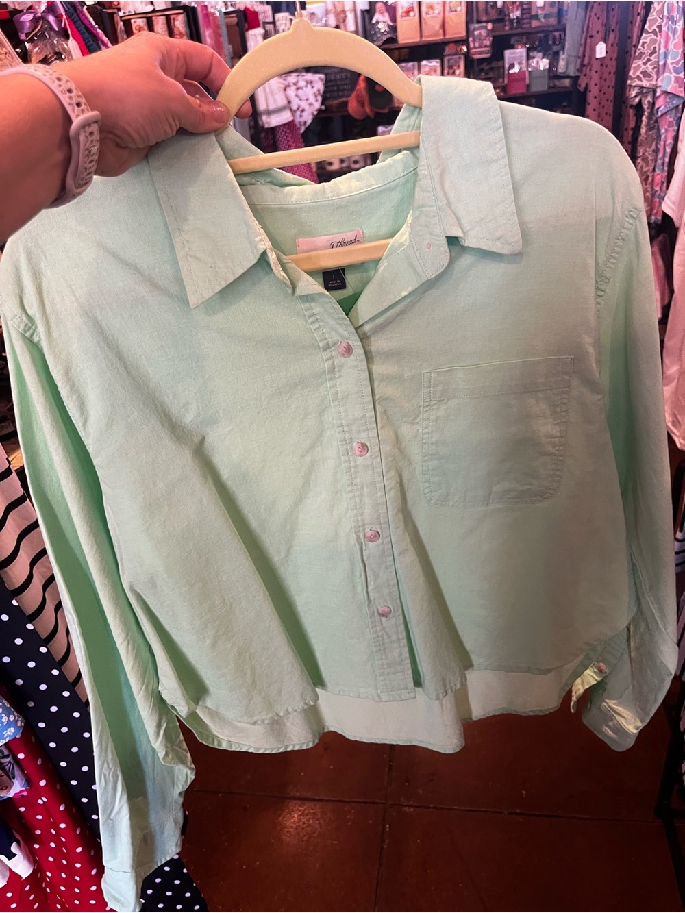 Universal Thread Mint Green Button-Front Women's Shirt